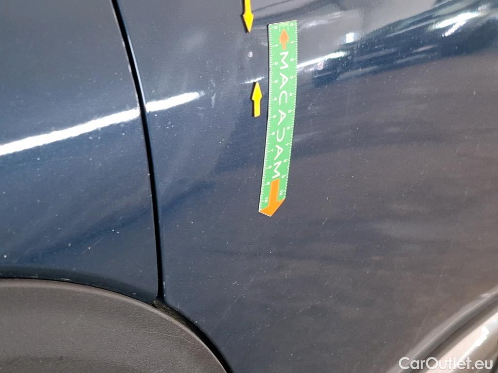  Peugeot  3008  GT 1.2 PureTech 130CV BVA8 E6d #40