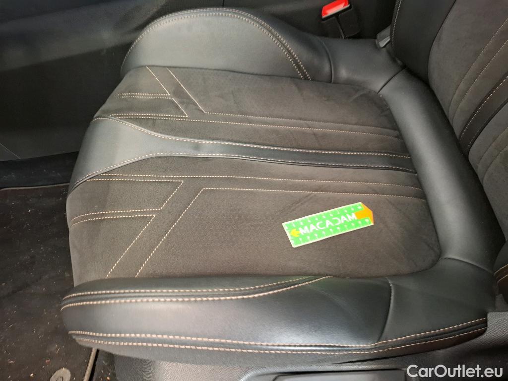  Peugeot  3008  GT 1.2 PureTech 130CV BVA8 E6d #10