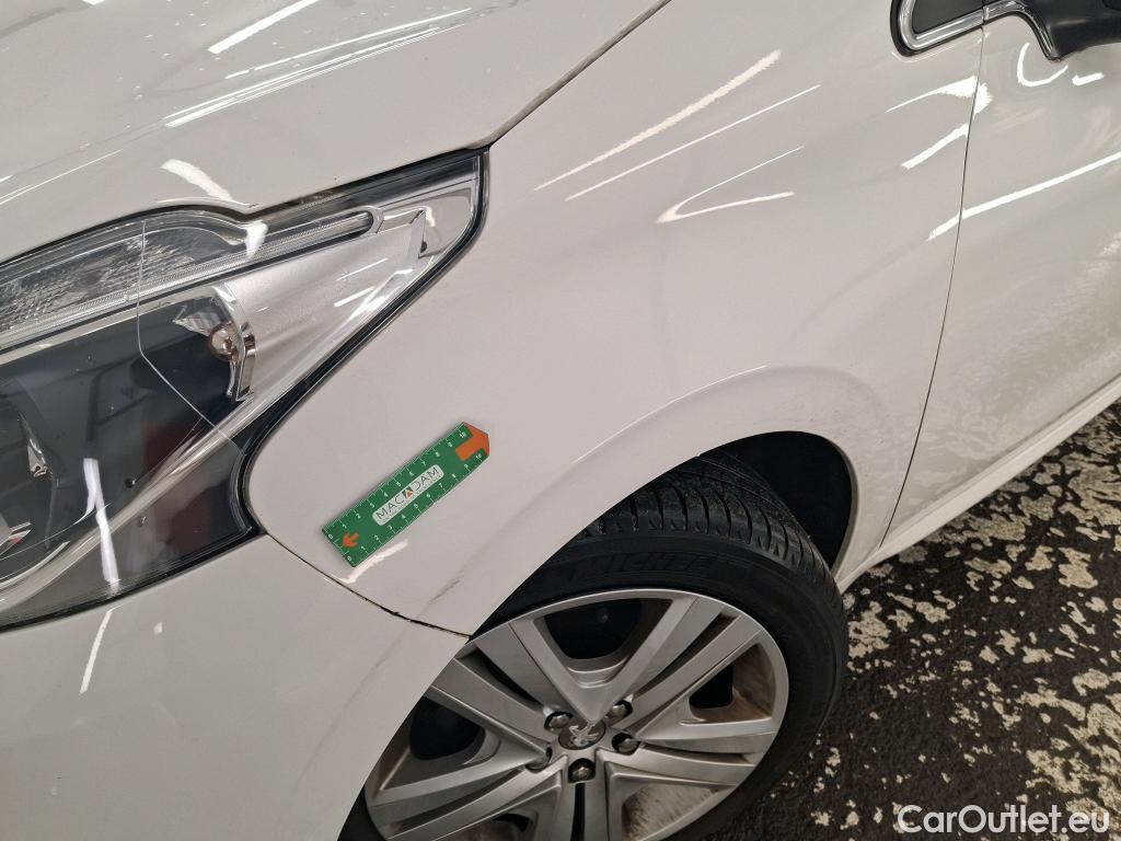  Peugeot  208  Allure Business 1.2 PureTech 110CV BVM6 E6dT #19