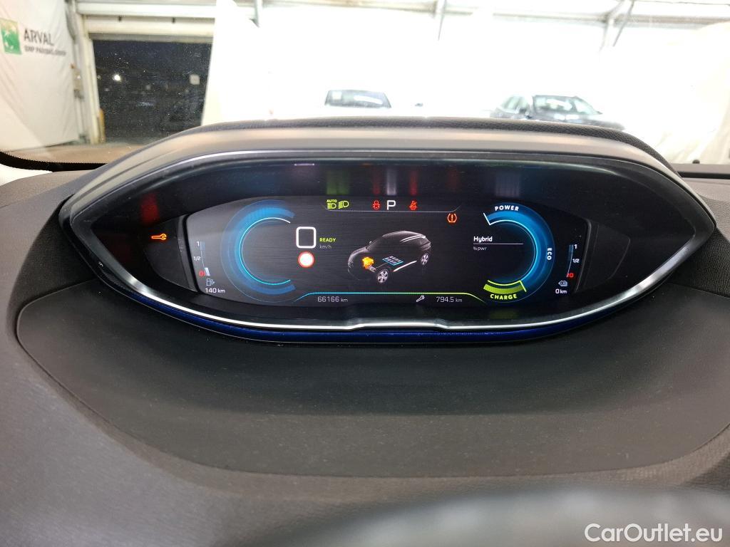  Peugeot  3008 PEUGEOT  / 2020 / 5P / SUV 1.6 HYBRID 225 E-EAT8 Allure Pack #39