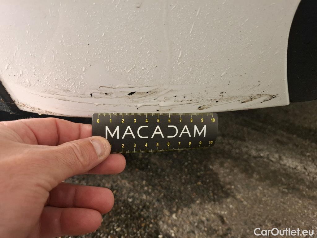  Peugeot  208 PEUGEOT e- / 2019 / 5P / Berline Electrique Active Business #2