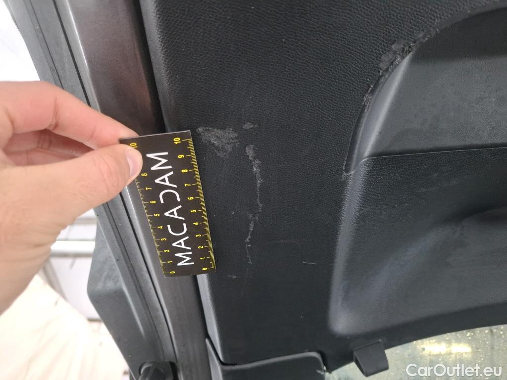  Peugeot  2008  Allure Pack 1.2 PureTech 130CV BVA8 E6d #31