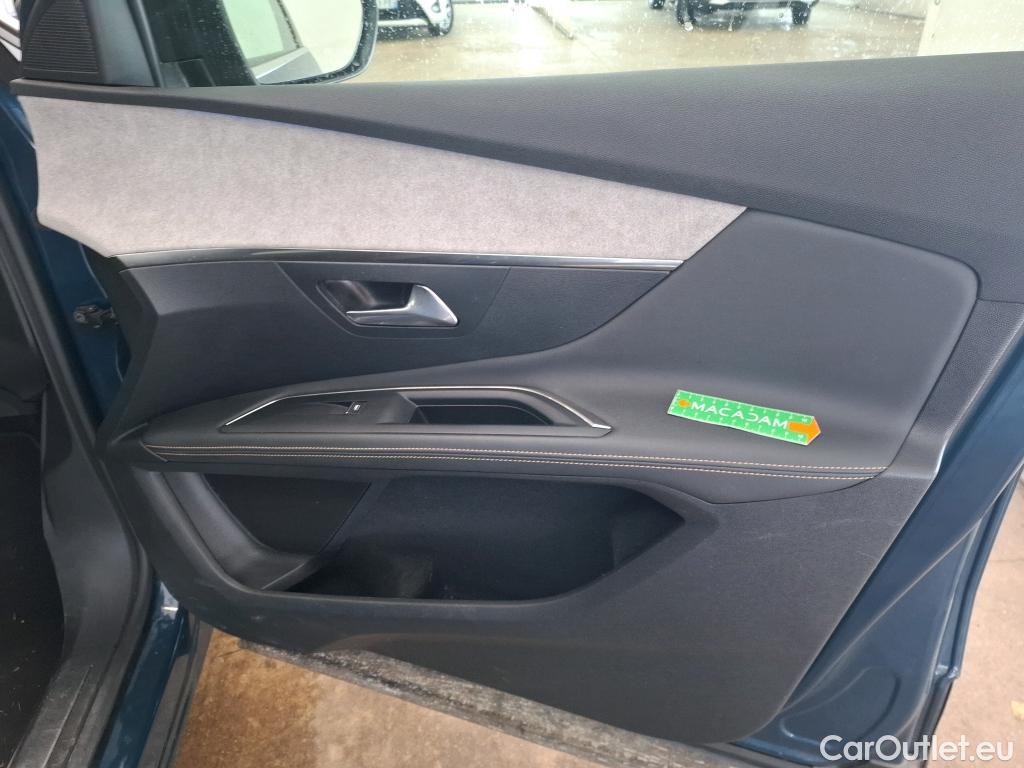  Peugeot  3008  GT 1.2 PureTech 130CV BVA8 E6d #37