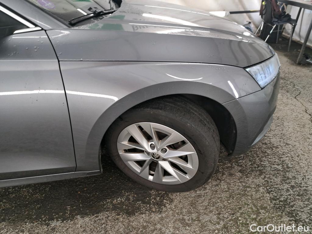  Skoda  Octavia SKODA  Combi / 2020 / 5P / Break 1.0 TSI mHEV e-TEC 110 DSG7 Style #3