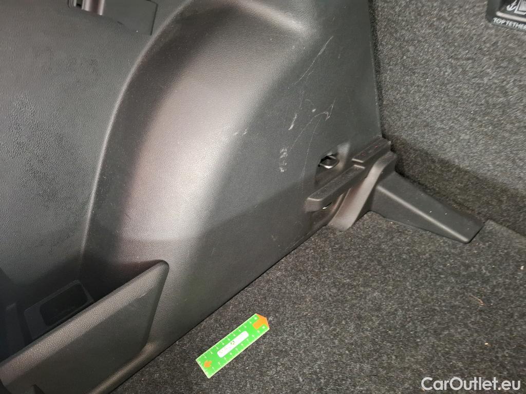  Skoda  Fabia SKODA  / 2021 / 5P / Berline 1.0 TSI 110 DSG7 Ambition #4