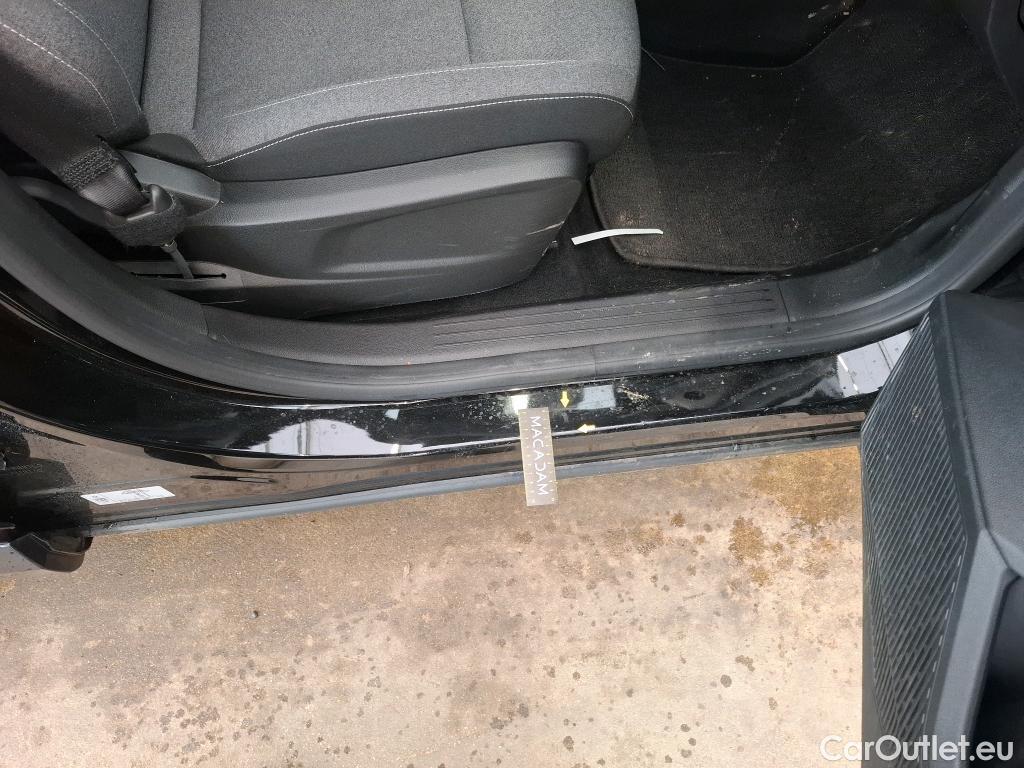  Renault  Austral  Evolution 1.2 E-TECH Hybrid 200CV BVAV 6E #8