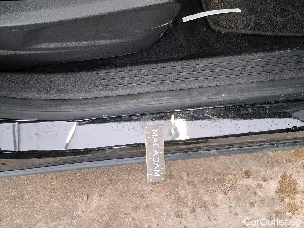  Renault  Austral  Evolution 1.2 E-TECH Hybrid 200CV BVAV 6E #10