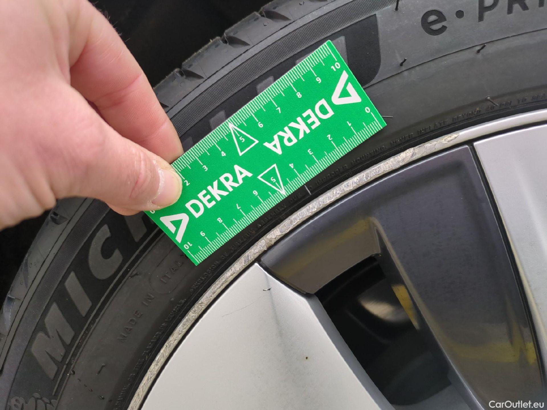  Tesla  Model Y TESLA  / 2020 / 5P / SUV Grand Autonomie Dual Motor AWD #10