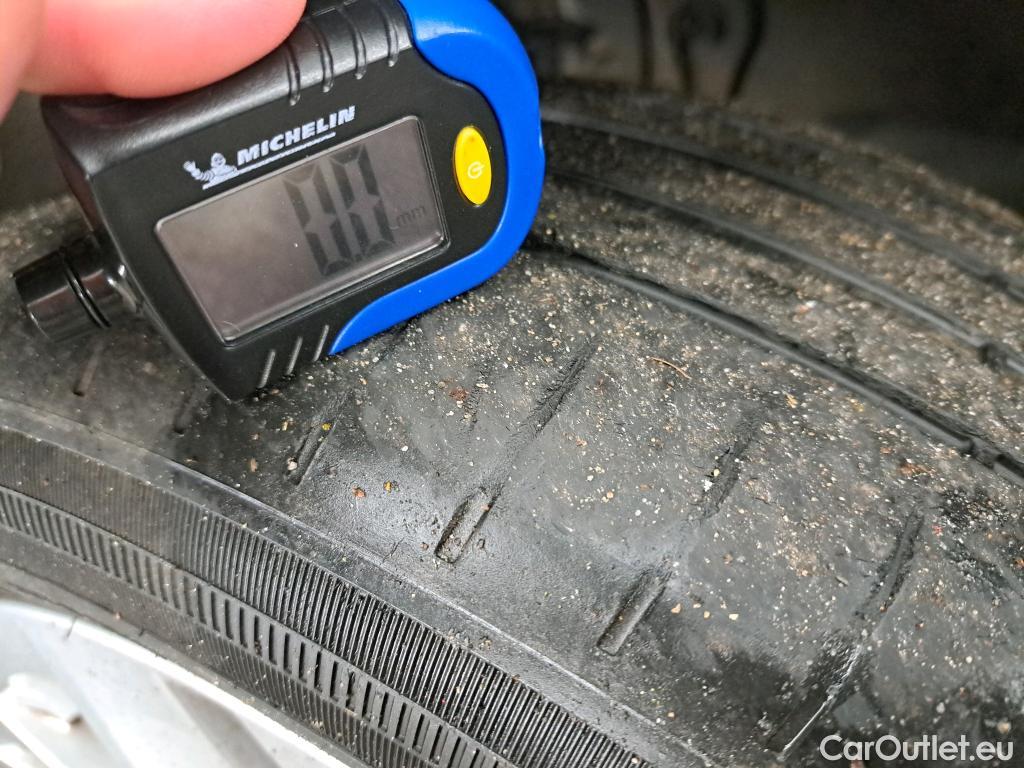  Skoda  Octavia SKODA  Combi / 2020 / 5P / Break 1.0 TSI mHEV e-TEC 110 DSG7 Style #2