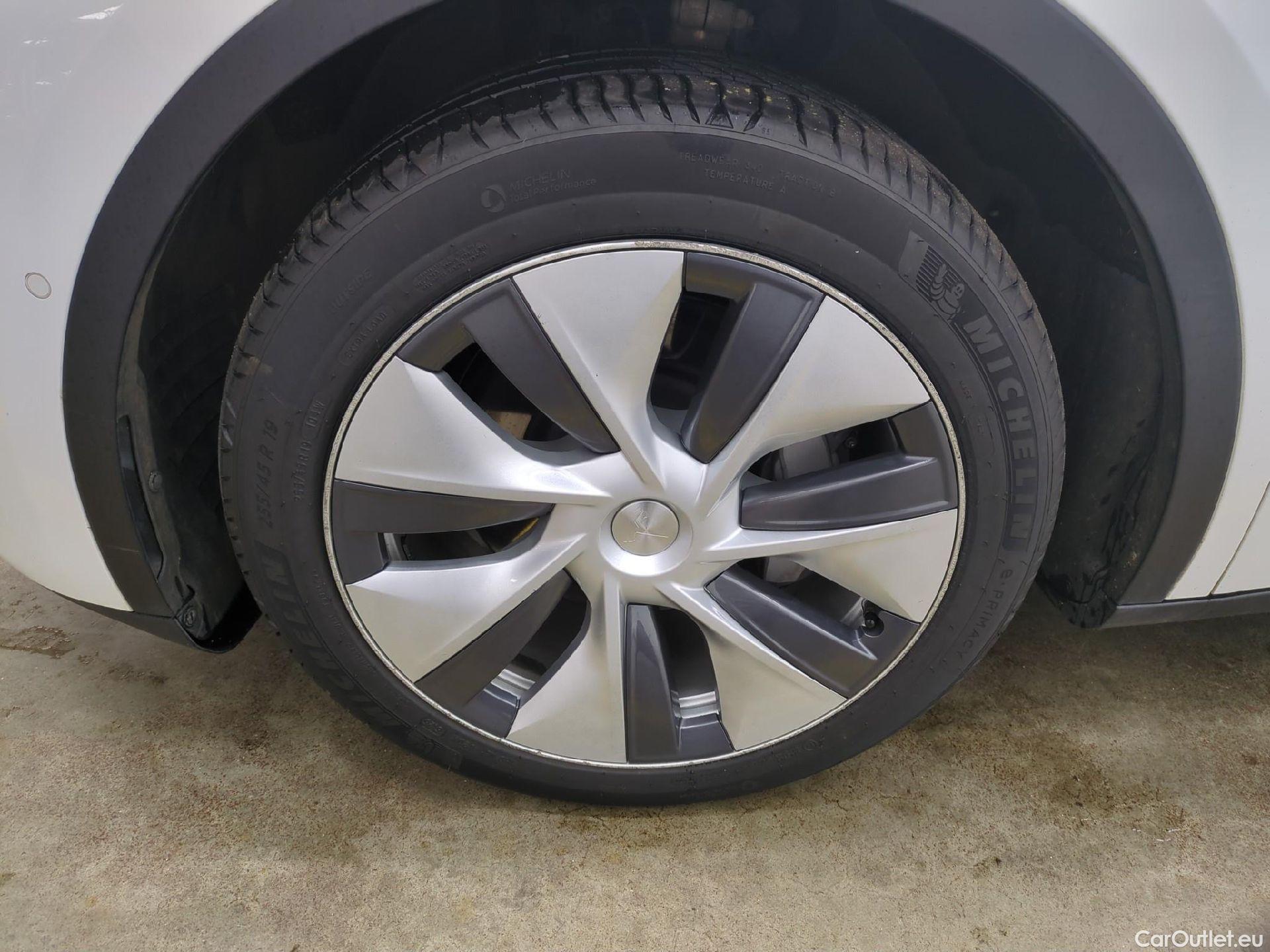  Tesla  Model Y TESLA  / 2020 / 5P / SUV Grand Autonomie Dual Motor AWD #1