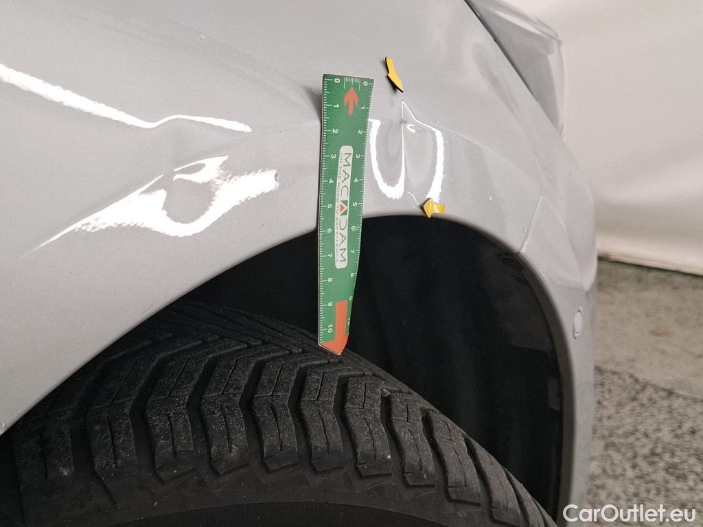  Toyota  Corolla TOYOTA  Touring Sports / 2018 / 5P / Break Hybride 122h Dynamic Business #22