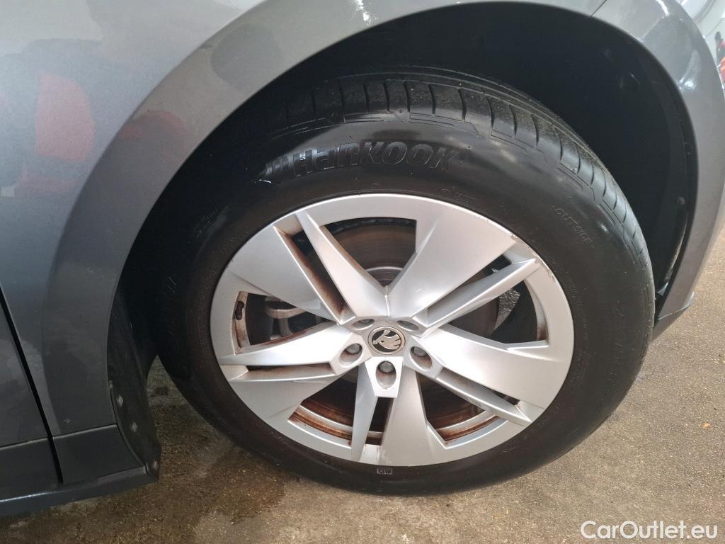  Skoda  ENYAQ  iV 60 Lodge 62kWh BVA #5