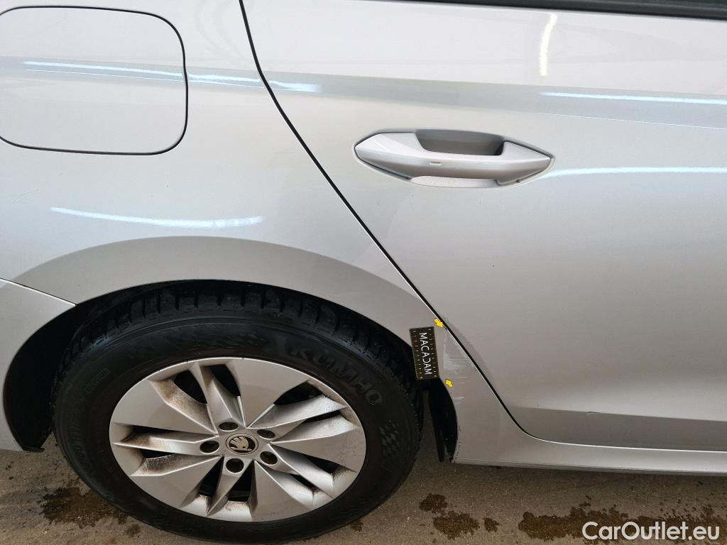  Skoda  Octavia  Break Business 2.0 TDI 150CV BVA7 E6d #7