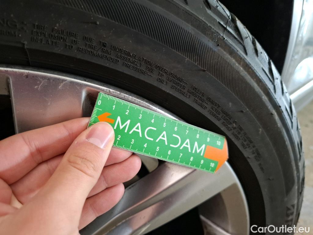  Volkswagen  T-ROC VOLKSWAGEN  / 2017 / 5P / SUV 1.5 TSI 150 EVO CARAT EXCLUSIVE DSG7 #8