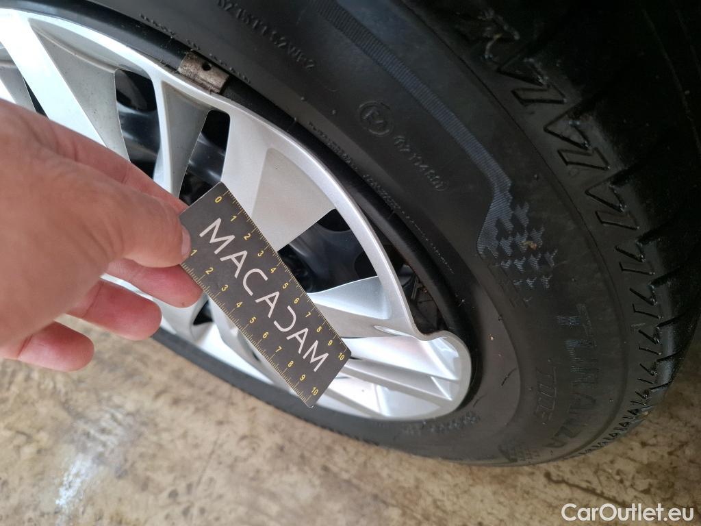  Peugeot  208  Premium 1.5 HDi 100CV BVM6 E6d #24