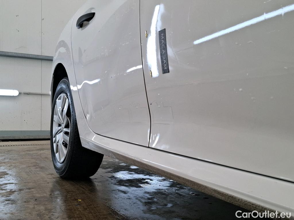  Peugeot  208  Premium 1.5 HDi 100CV BVM6 E6d #9