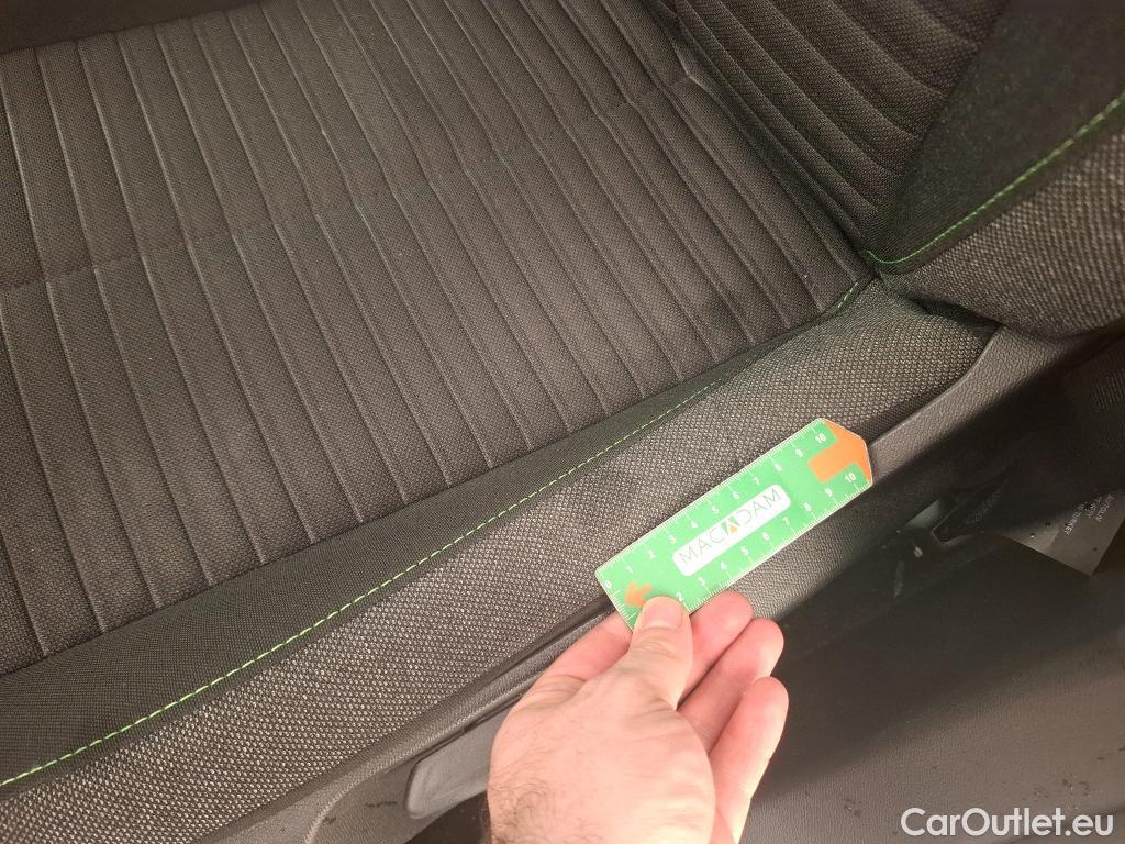  Peugeot  208  Hybrid 100 Premium 1.2 100CV BVA6 E6d #12