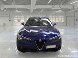  Alfa Romeo   STELVIO ALFA ROMEO / 2017 / 5P / SUV 2.2 TD 190 CV SUPER BUSINESS AT8 Q4 #6
