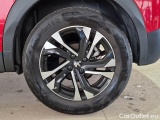  Peugeot  2008 PEUGEOT  / 2019 / 5P / CROSSOVER PURETECH 130 EAT8 ALLURE PACK S/S AUT. #19