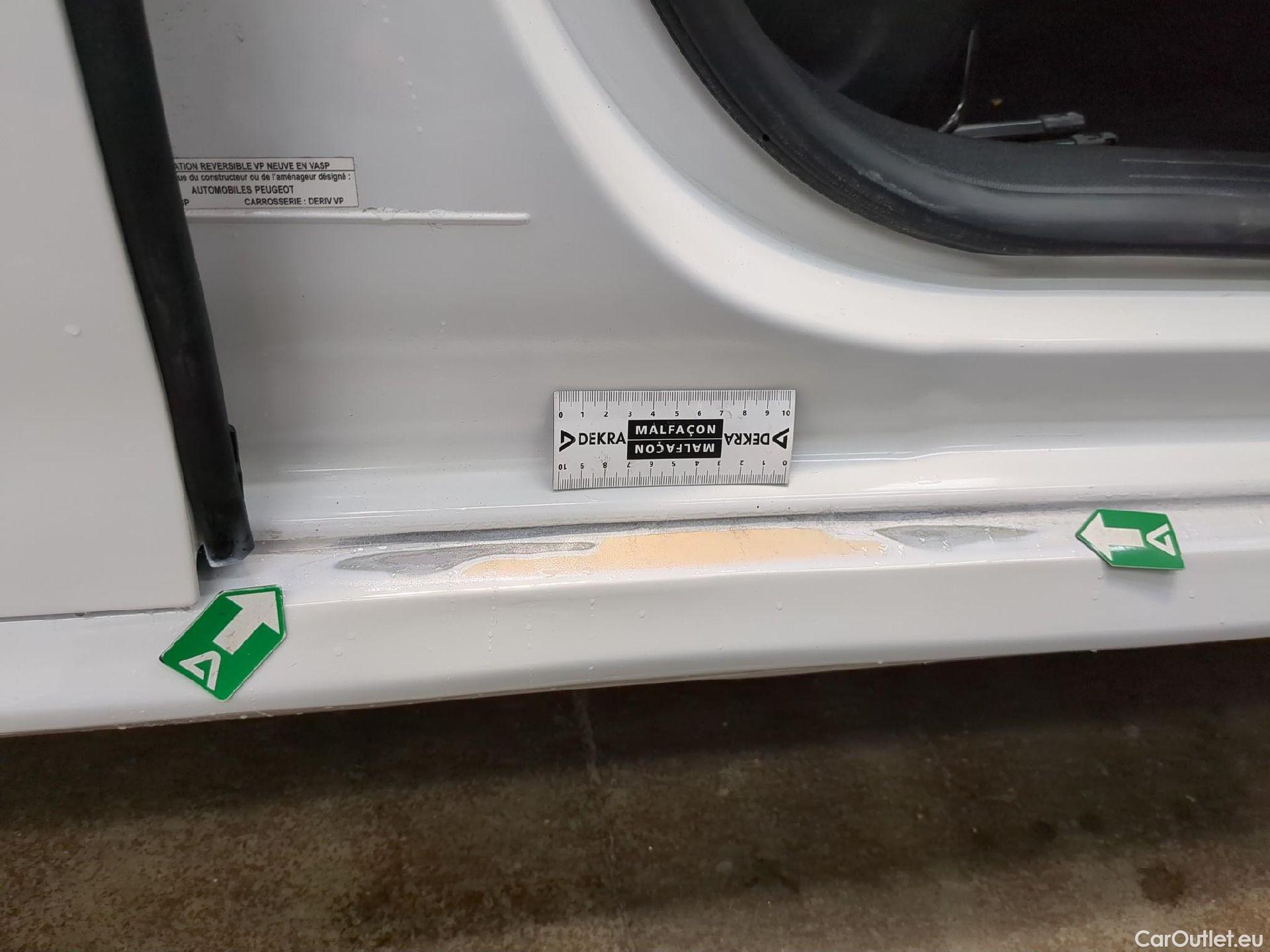  Peugeot  208  Premium 1.5 HDi 100CV BVM6 E6d #12