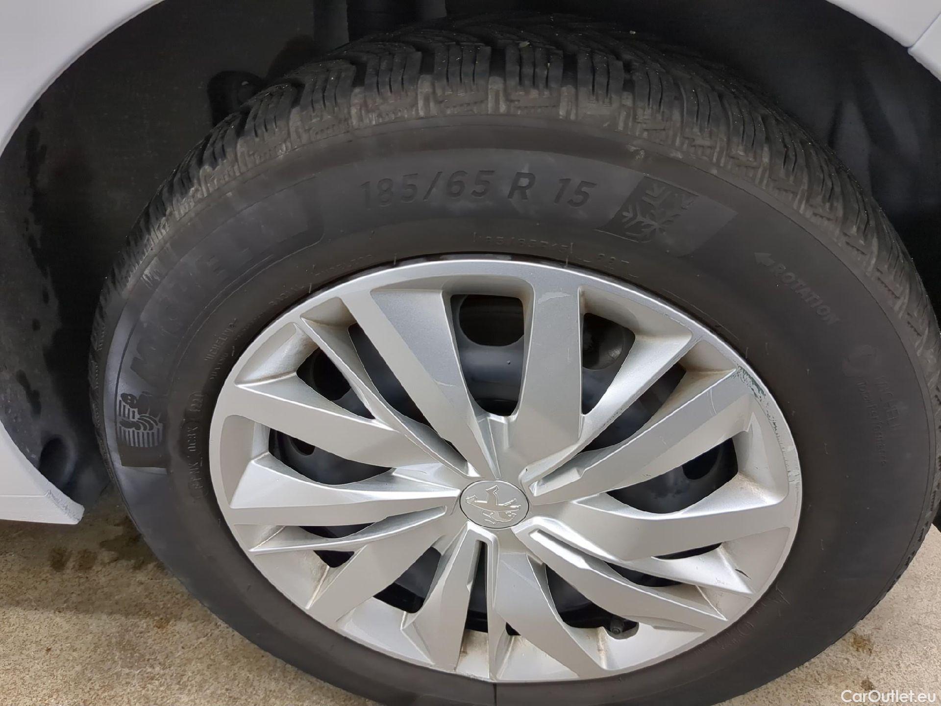  Peugeot  208  Premium 1.5 HDi 100CV BVM6 E6d #3