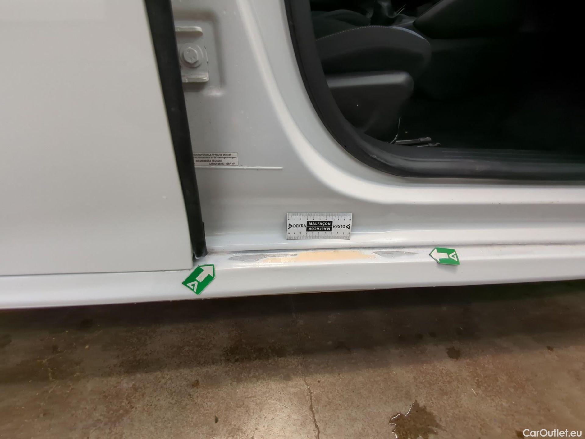  Peugeot  208  Premium 1.5 HDi 100CV BVM6 E6d #11