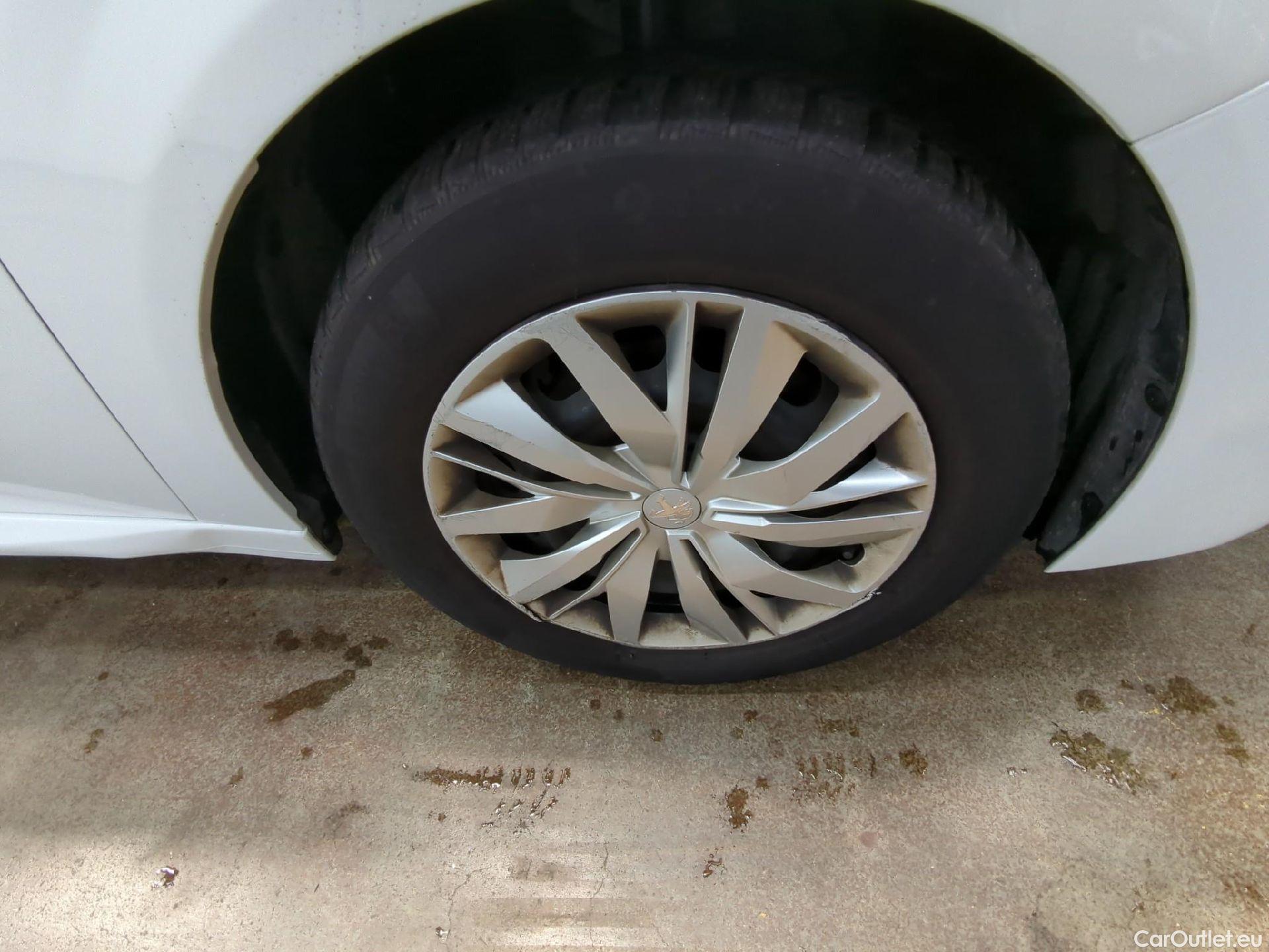  Peugeot  208  Premium 1.5 HDi 100CV BVM6 E6d #7