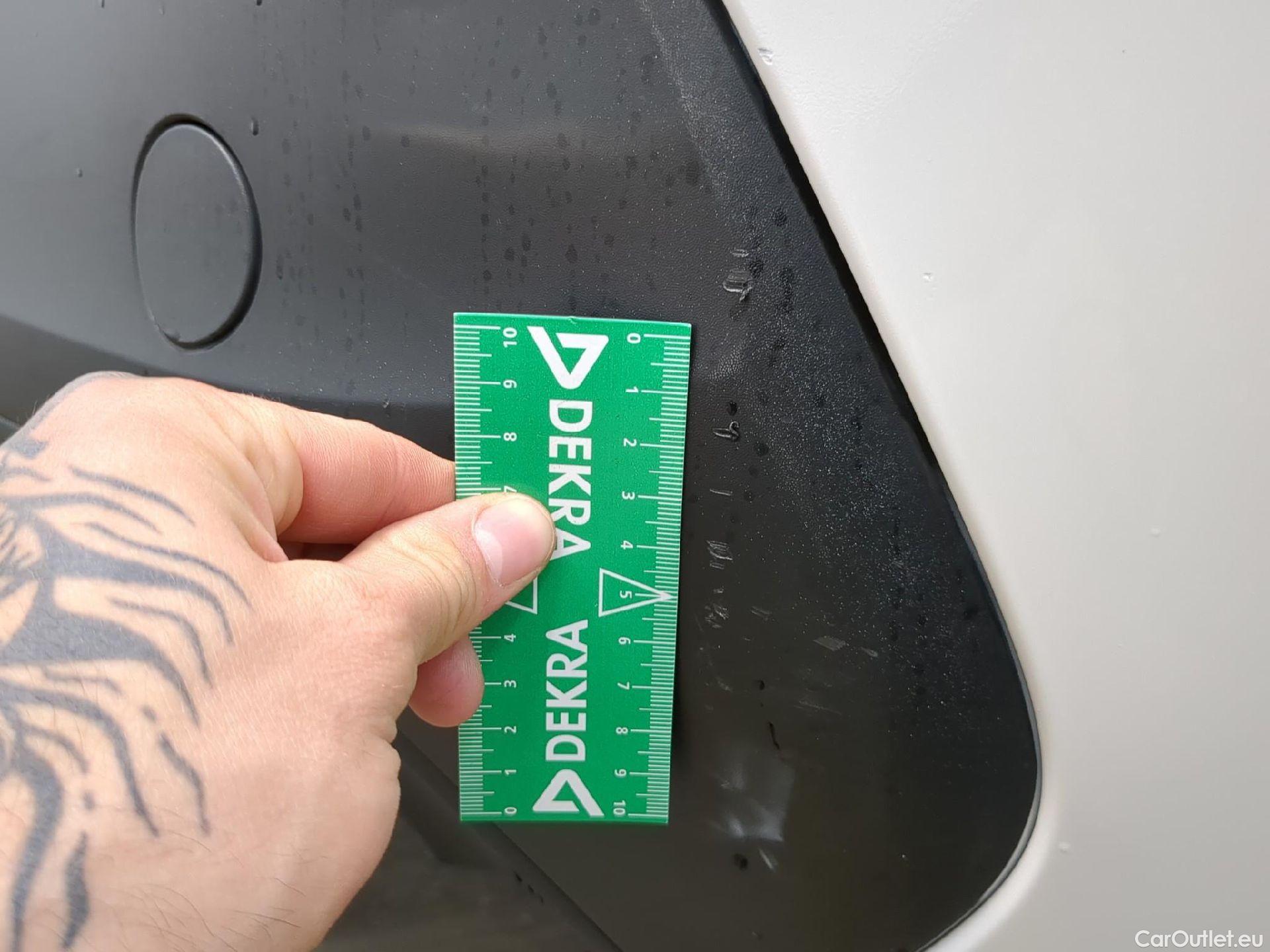  Peugeot  208  Premium 1.5 HDi 100CV BVM6 E6d #33