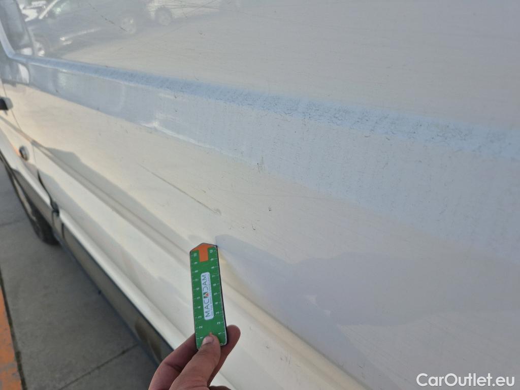  Ford  Transit FORD  / 2013 / 4P / furgón 350 96kW L3H2 Van Trend Delantera #8