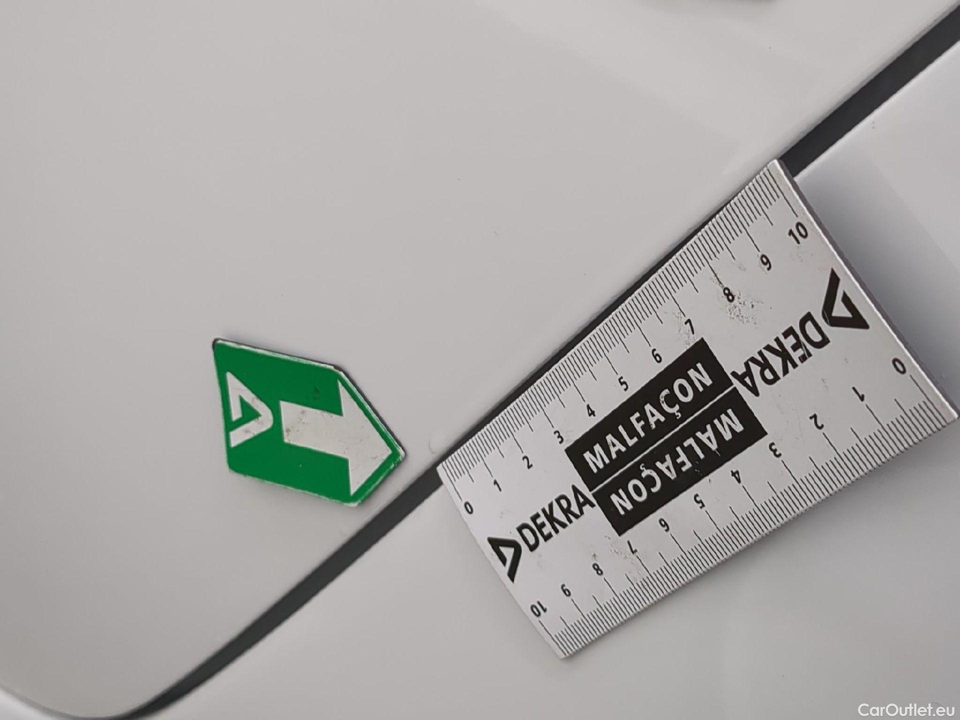  Peugeot  208  Premium 1.5 HDi 100CV BVM6 E6d #31