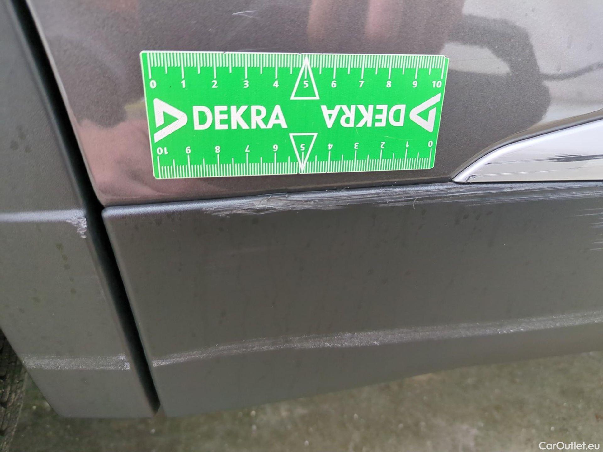  Peugeot  2008  Allure 1.5 HDi 130CV BVA8 E6d #15