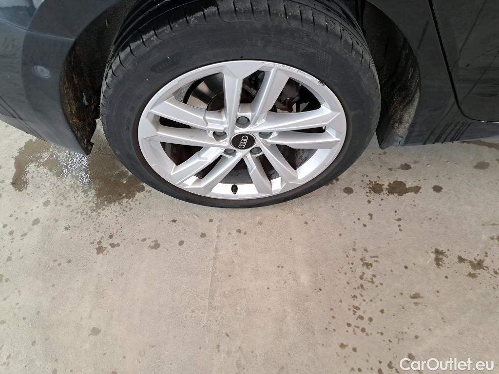  Audi  A3 AUDI  Sportback / 2020 / 5P / Berline 30 TFSI MHEV S Tronic 110 Business Line #6