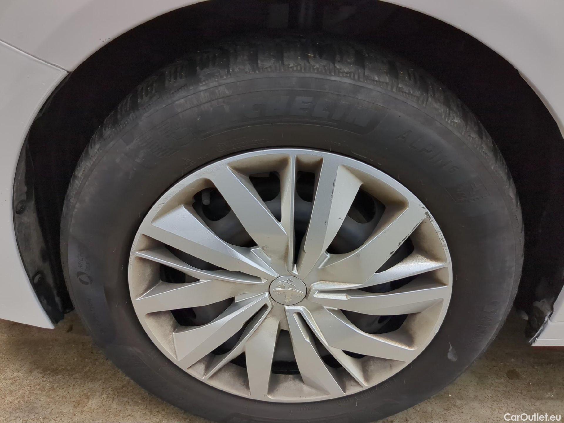  Peugeot  208  Premium 1.5 HDi 100CV BVM6 E6d #2