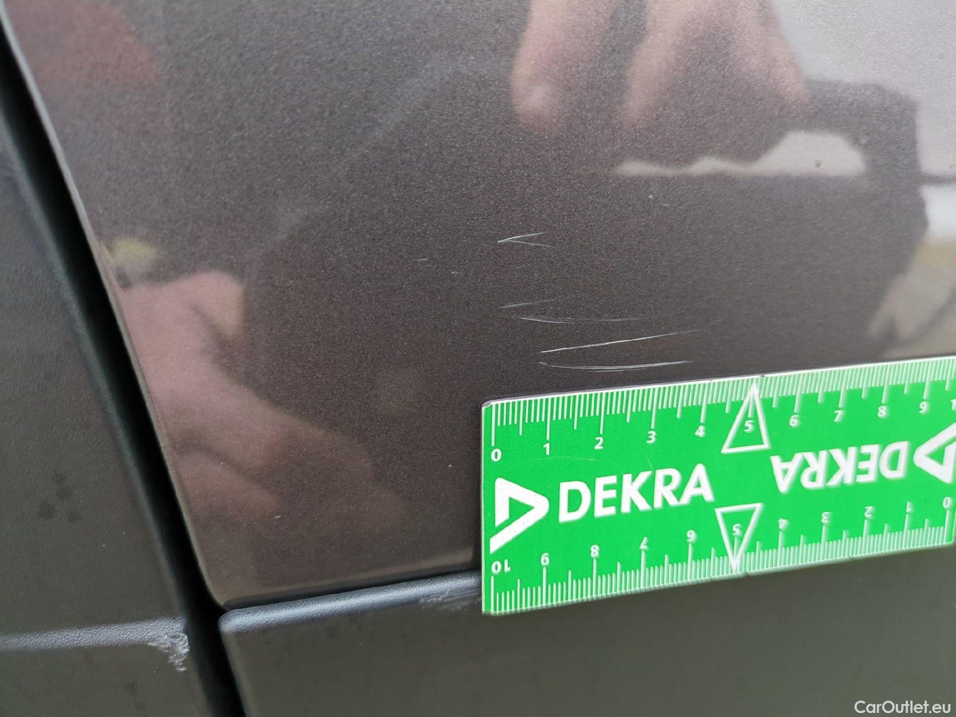  Peugeot  2008  Allure 1.5 HDi 130CV BVA8 E6d #19