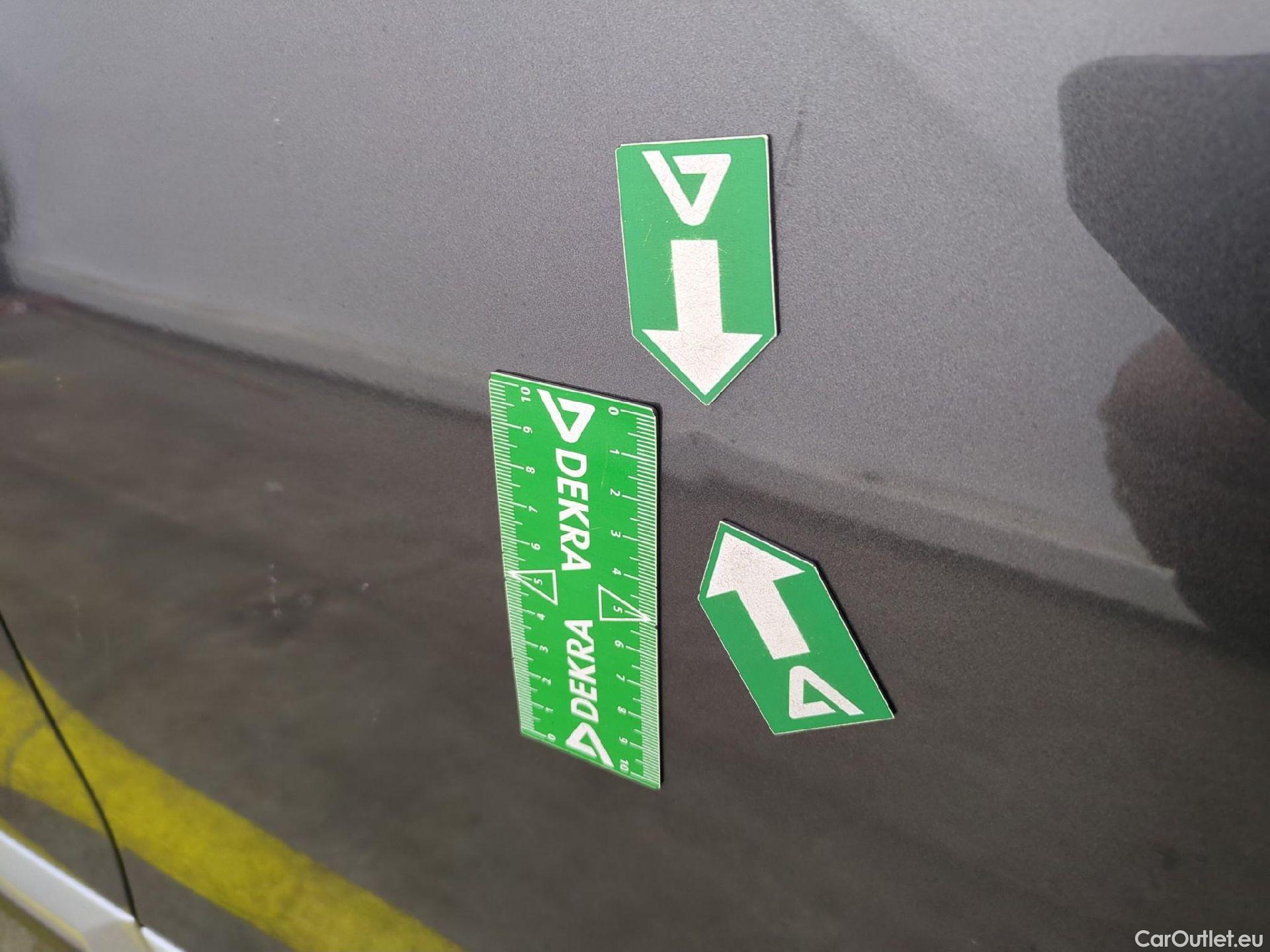  Peugeot  2008  Allure 1.5 HDi 130CV BVA8 E6d #8