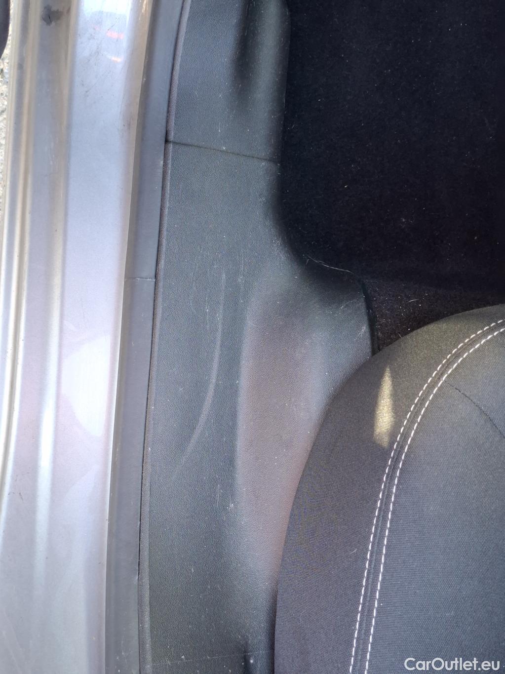  Peugeot  208  Active Business 1.2 80CV BVM5 E6dT #71