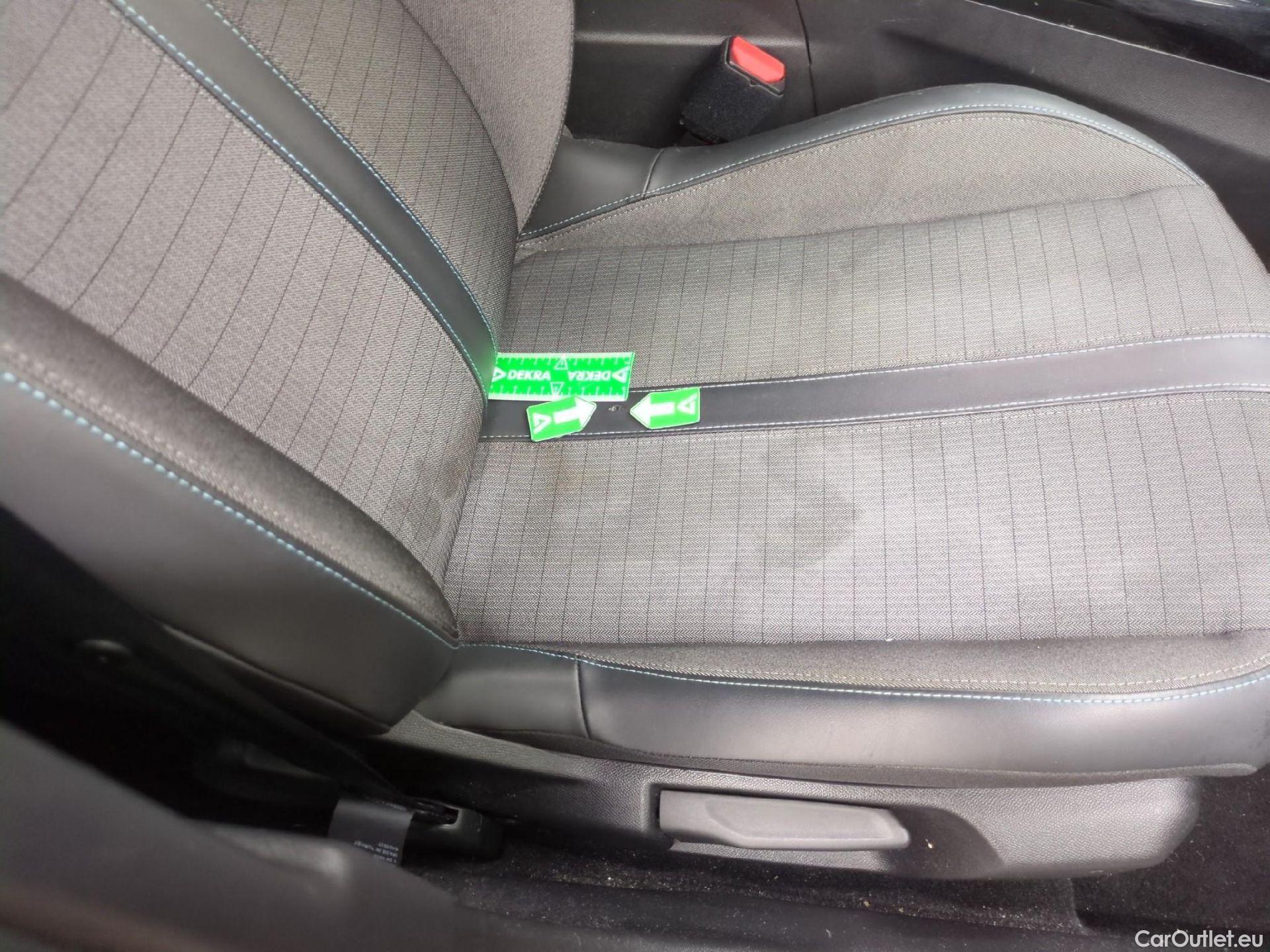  Peugeot  2008  Allure Business 1.5 HDi 130CV BVA8 E6d #4