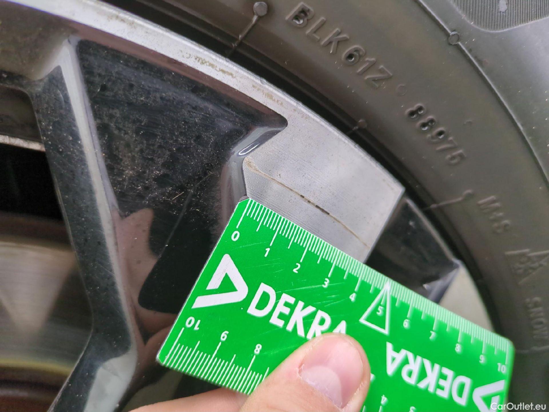  Peugeot  2008  Allure Business 1.5 HDi 130CV BVA8 E6d #12