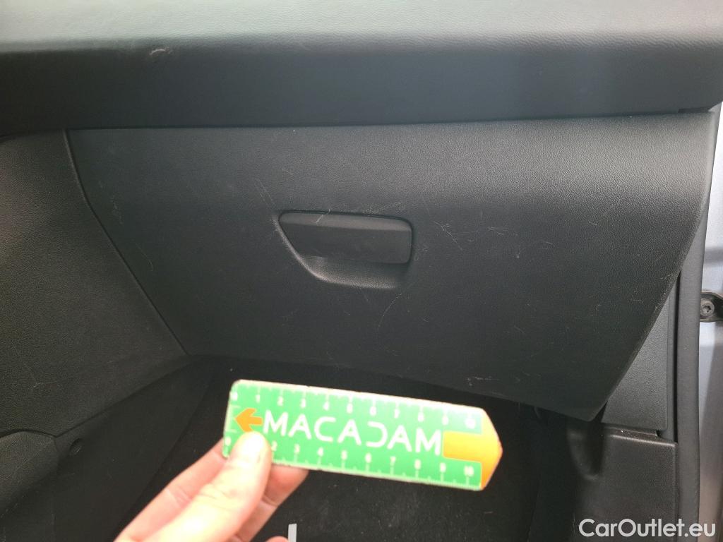  Peugeot  208  Active Business 1.2 80CV BVM5 E6dT #29