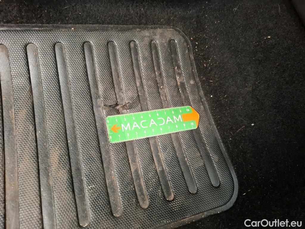  Peugeot  208  Active Business 1.2 80CV BVM5 E6dT #38