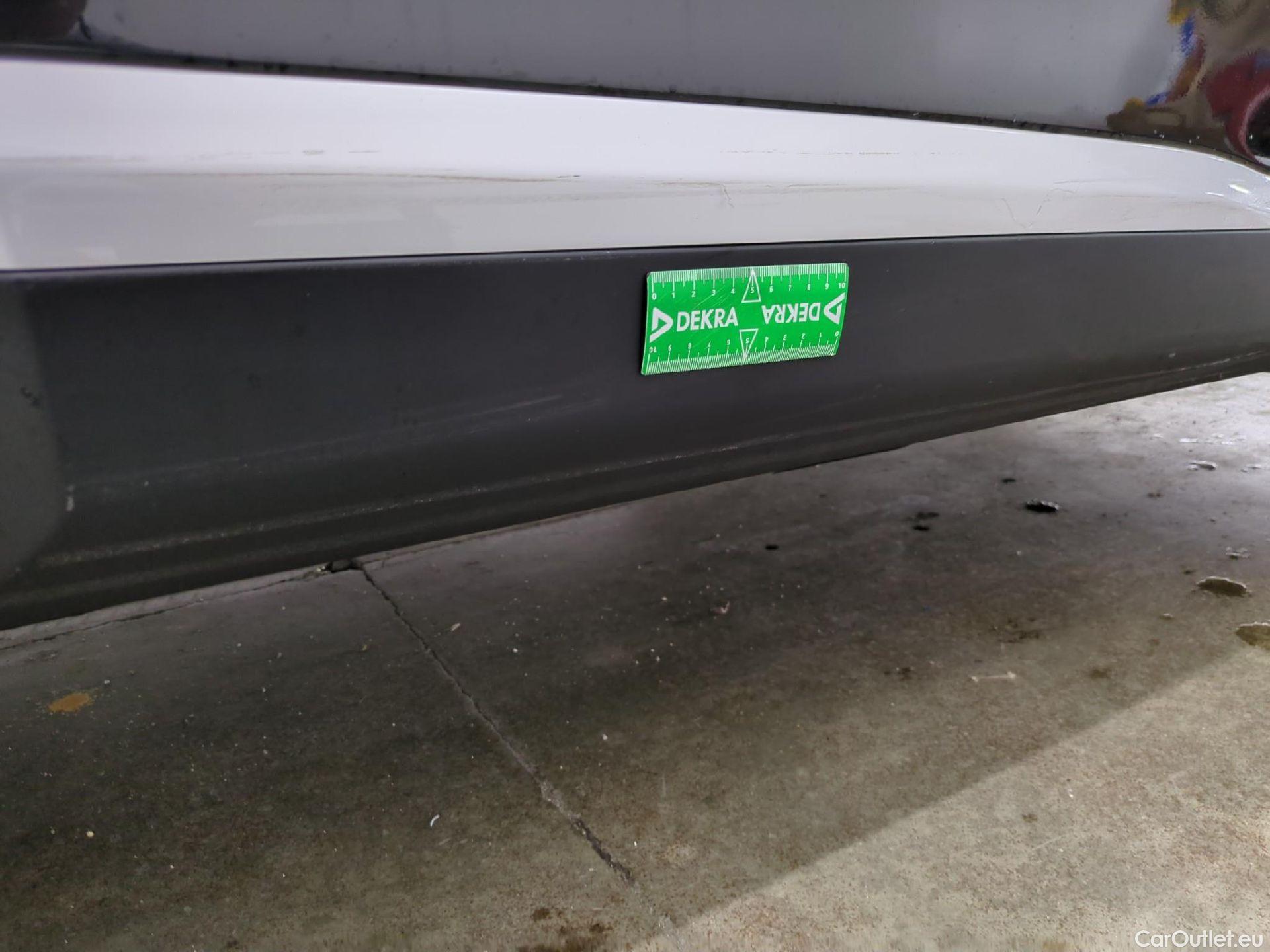  Peugeot  2008  Allure Business 1.5 HDi 130CV BVA8 E6d #43