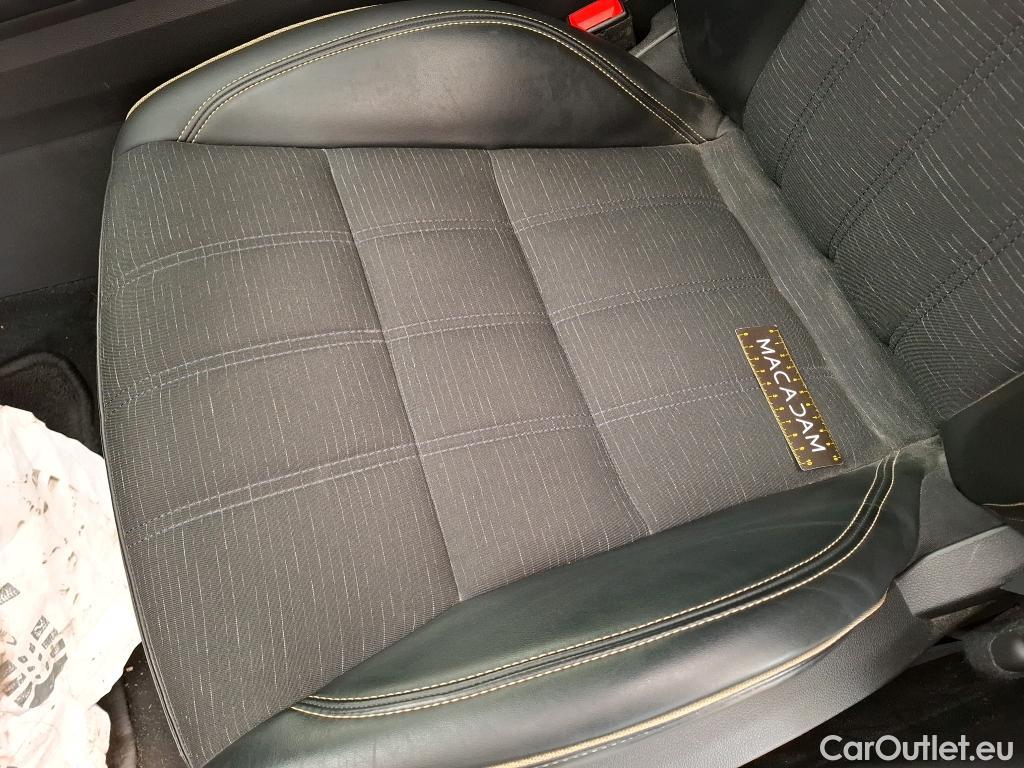  Renault  Austral  Iconic 1.2 E-TECH Hybrid 200CV BVA6 6E #11