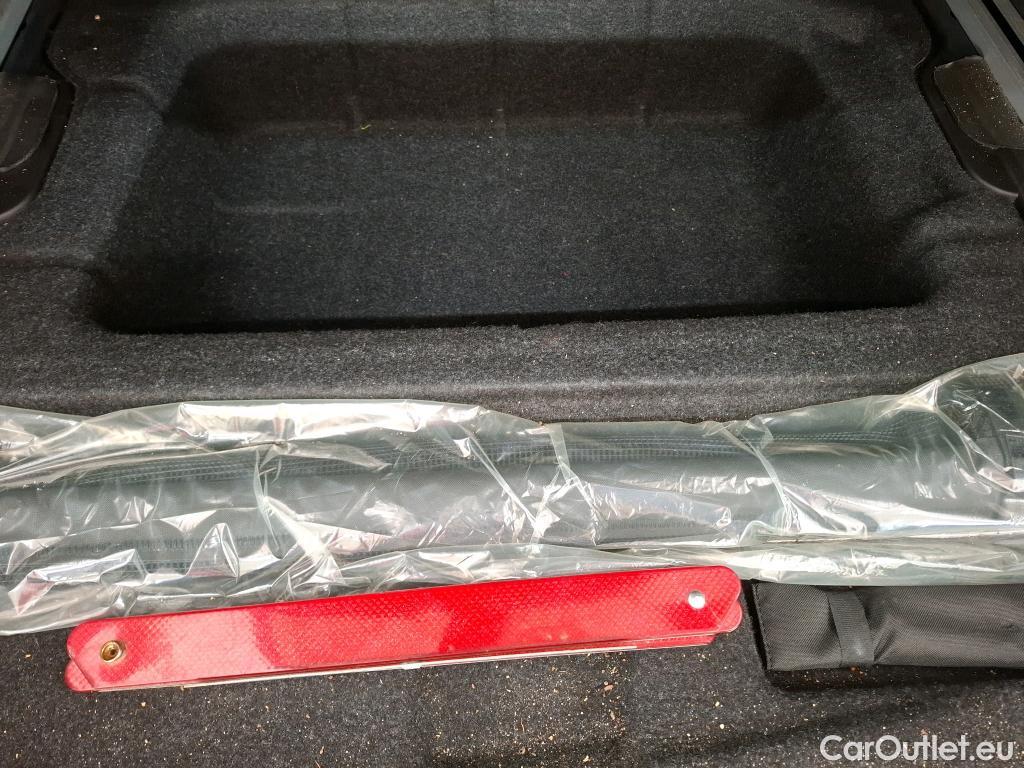  Bmw  X3 Série  sDrive 18d Luxury 2.0 150CV BVA8 E6d #32