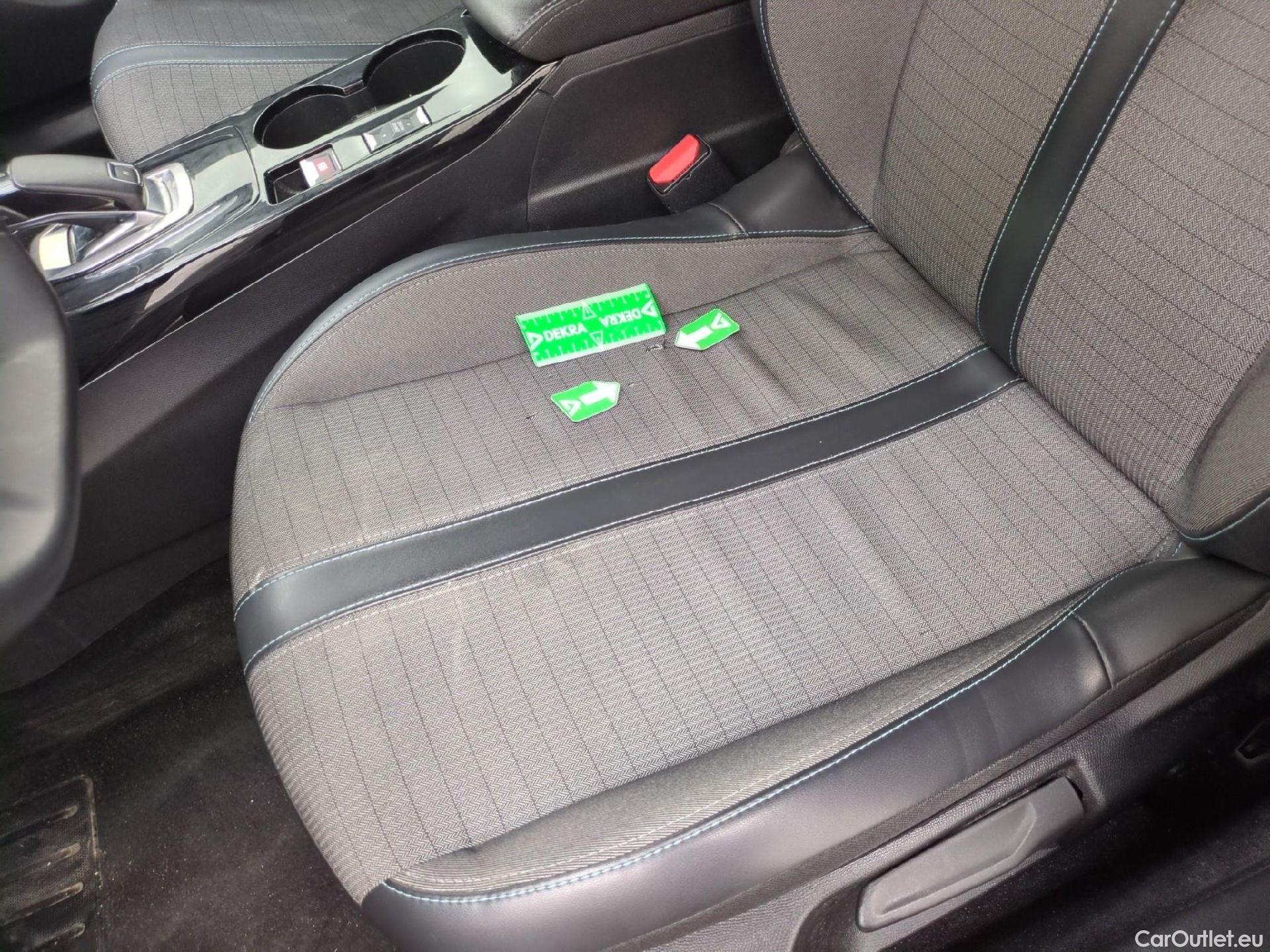  Peugeot  2008  Allure Business 1.5 HDi 130CV BVA8 E6d #2