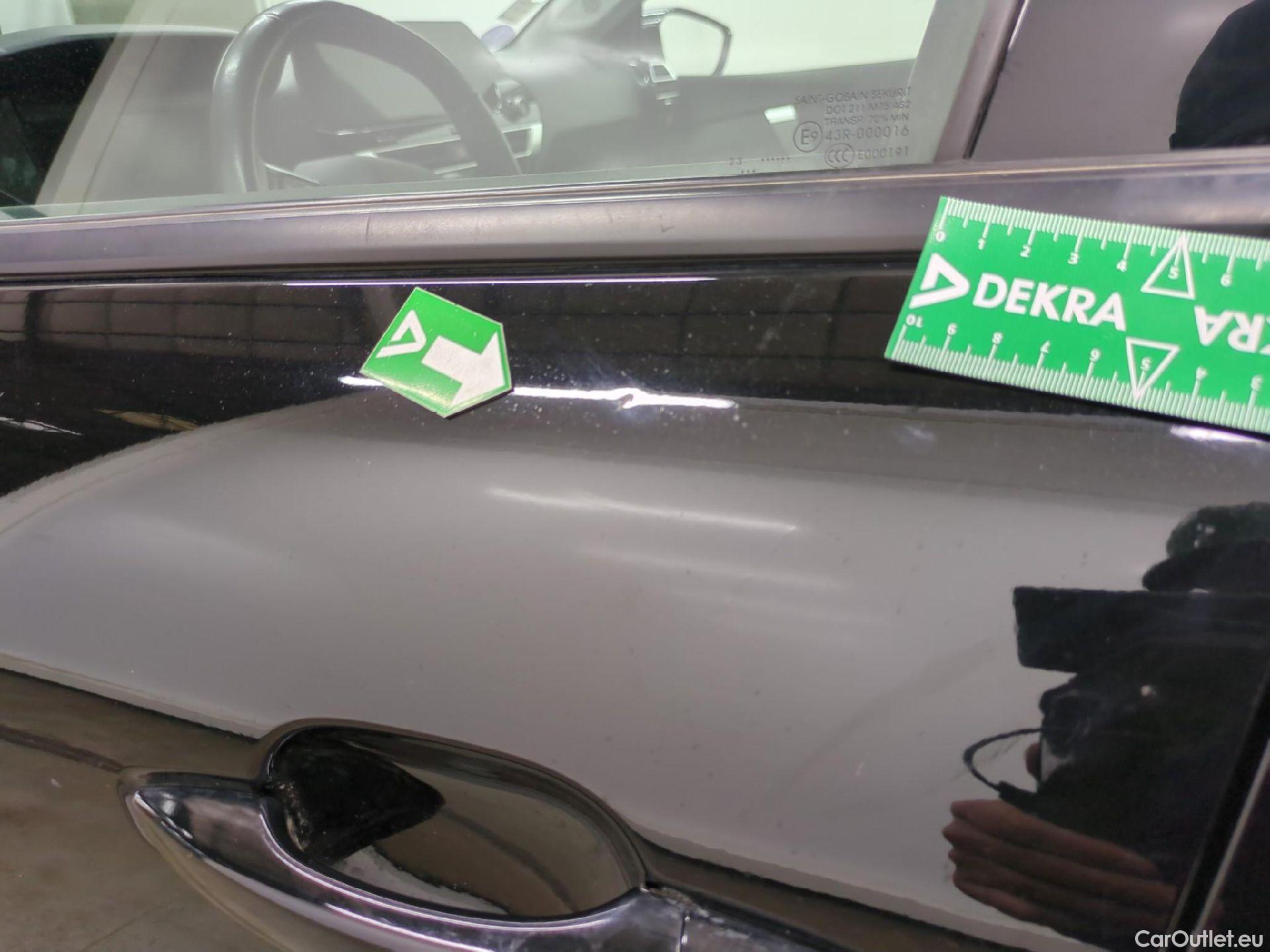  Citroen  C4  X Feel Pack 1.2 PureTech 130CV BVA8 6E #4