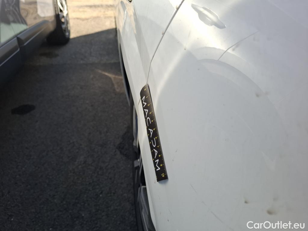  Peugeot  208  Allure Business 1.2 PureTech 100CV BVM6 E6d #16