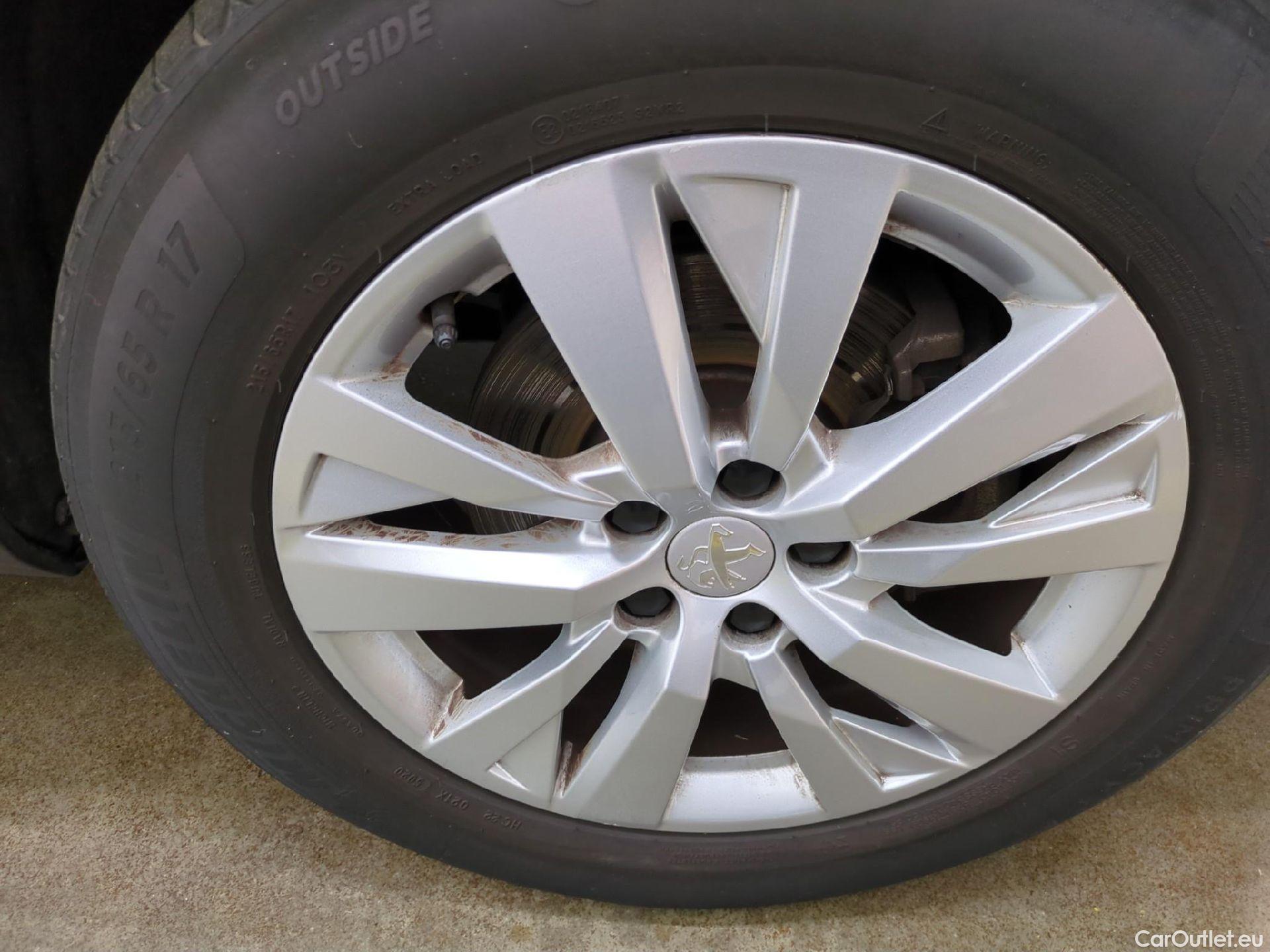  Peugeot  3008  Active Business 1.2 PureTech 130CV BVA8 E6d #10