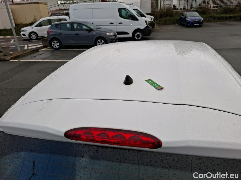  Peugeot  208  Active 1.2 PureTech 80CV BVM5 E6 #1