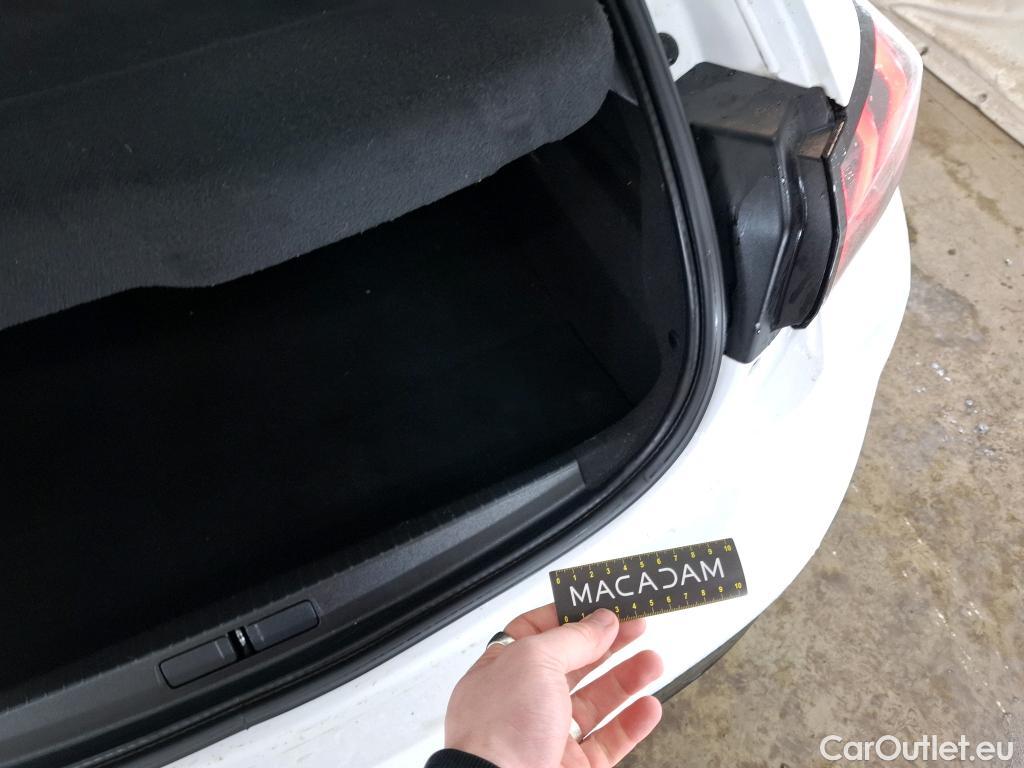  Peugeot  208  Allure Business 1.2 PureTech 100CV BVM6 E6d #33