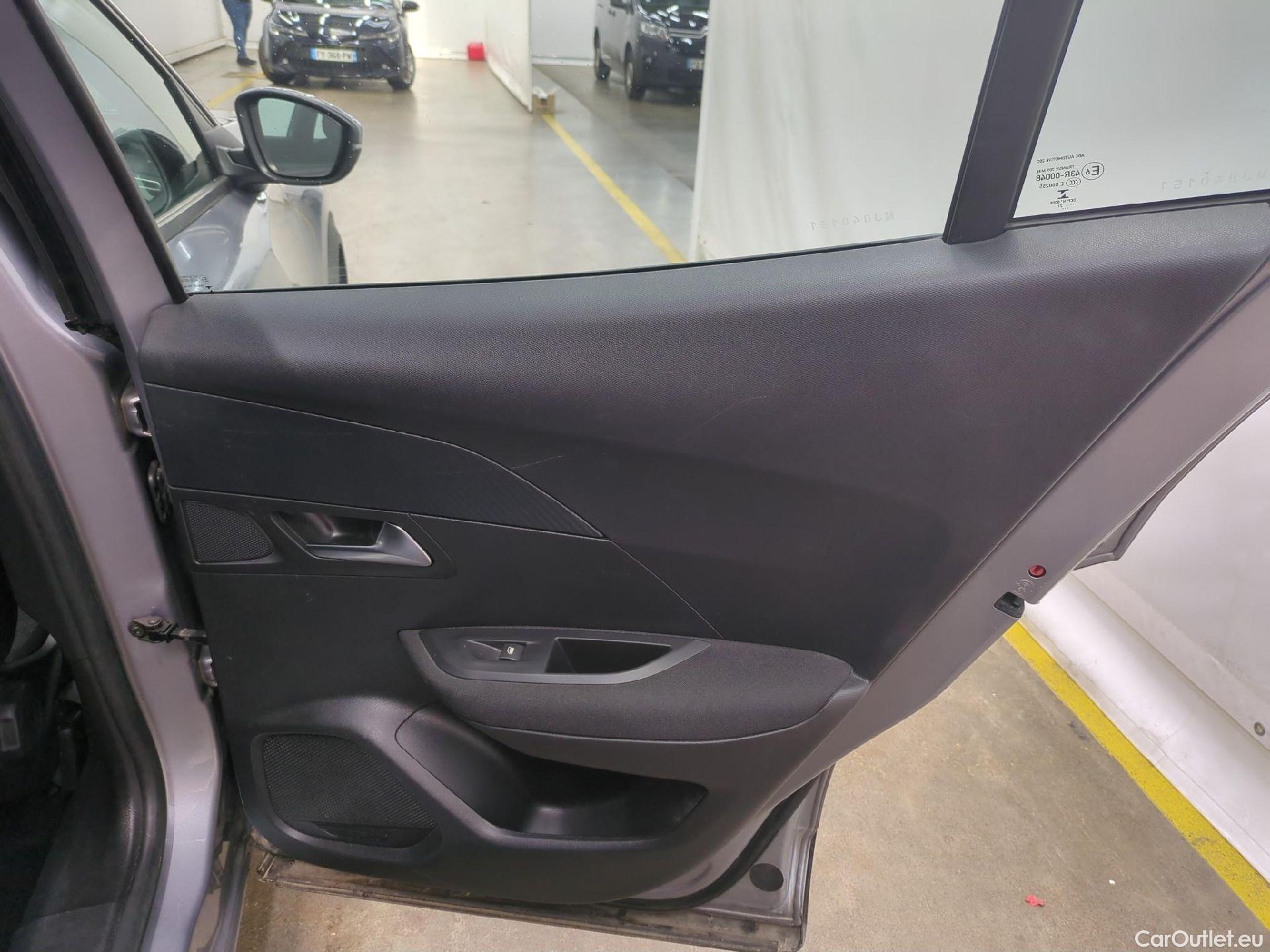  Peugeot  2008  Active Business 1.2 PureTech 100CV BVM6 E6d #23